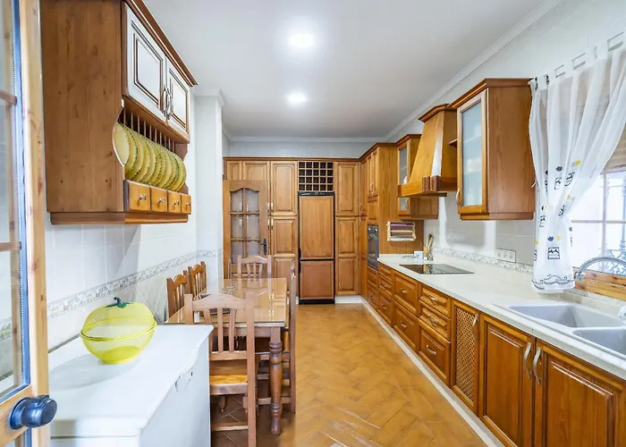 Cubo's Casa El Rodeo & Private Pool Coín