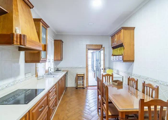 Cubo's Casa El Rodeo & Private Pool Hébergement de vacances